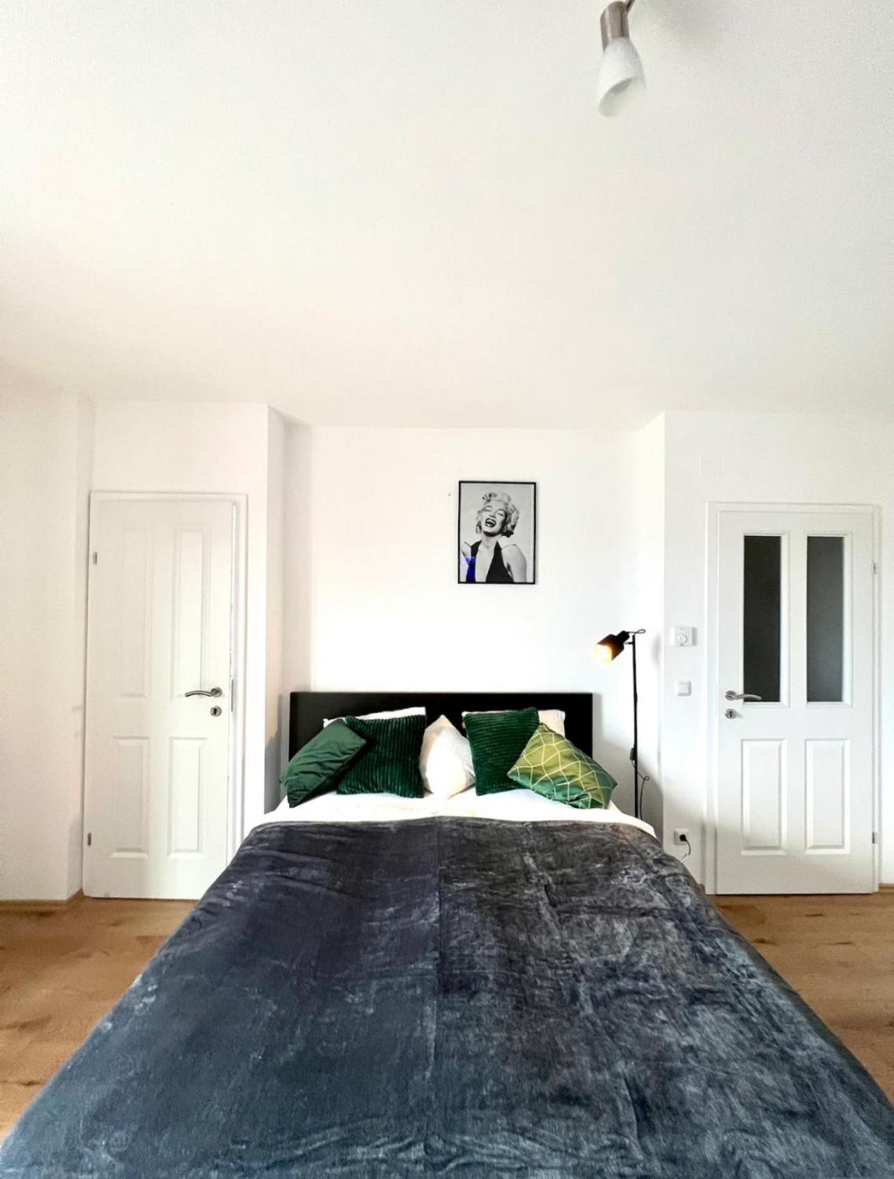 Apartament Stylish In Entire *