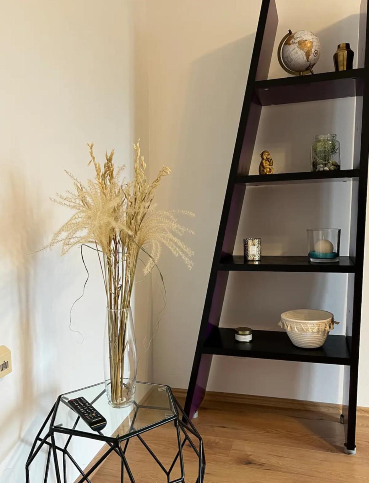 Apartament Stylish In Entire *